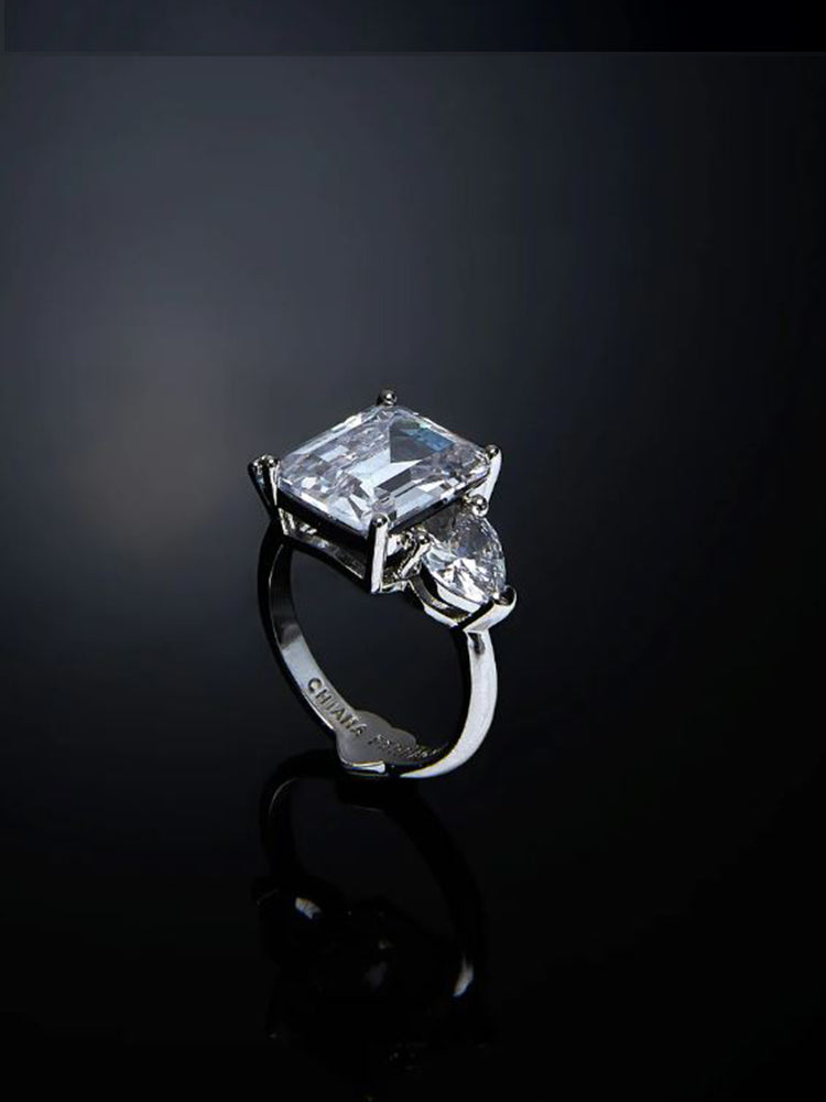 ANELLO DONNA PRINCESS CON TRE ZIRCONI MISURA 12 CHIARA FERRAGNI